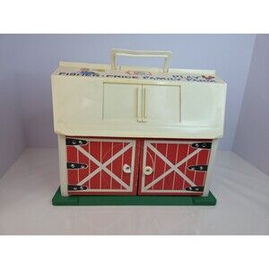 Vintage 1967 Fisher Price Family Play Farm Little People Barn Toy Only #915